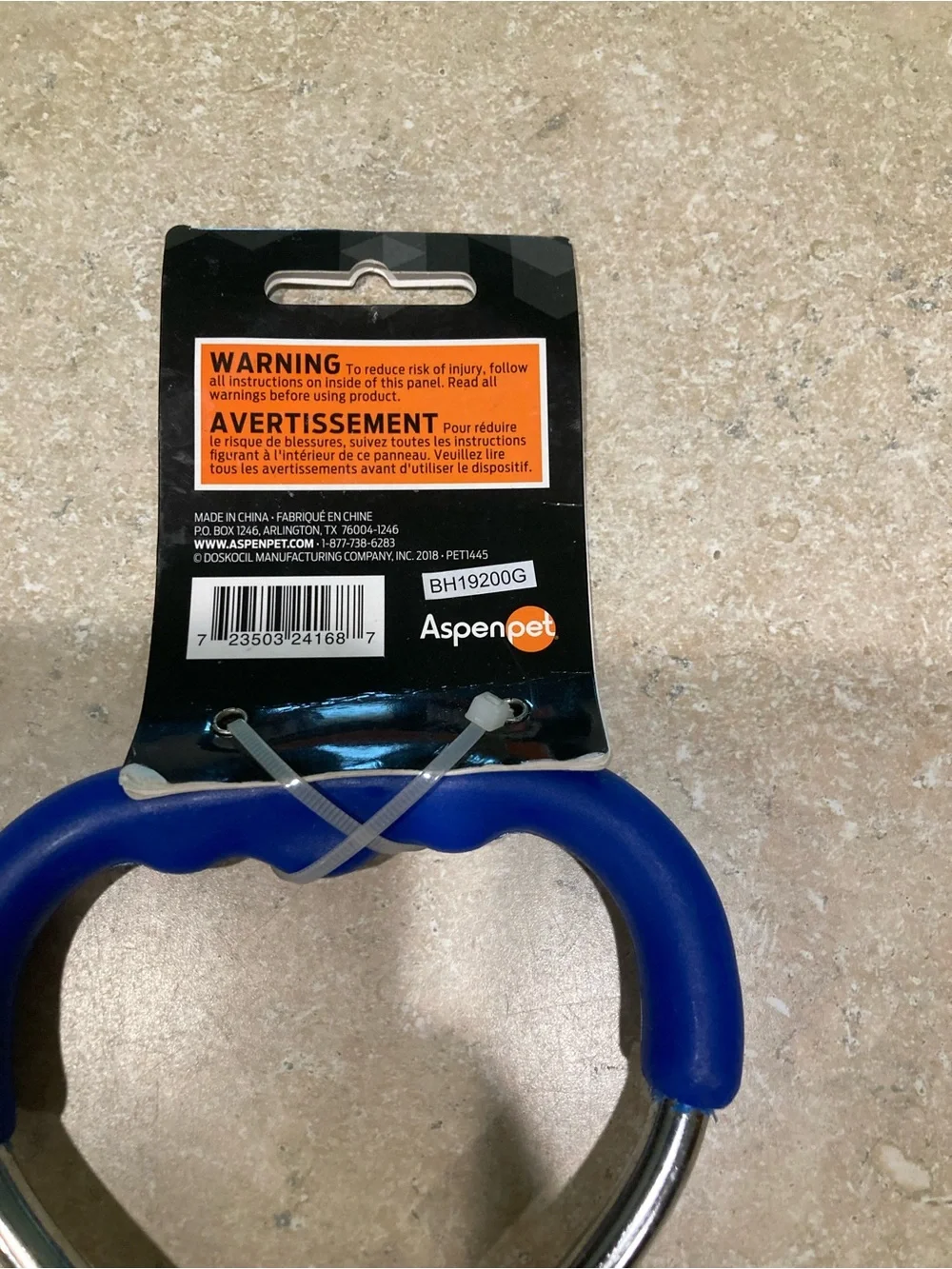 EasyTurn Steel Cable Tie-Out with Blue Handle